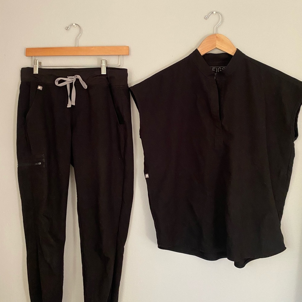 FIGS SCRUBS